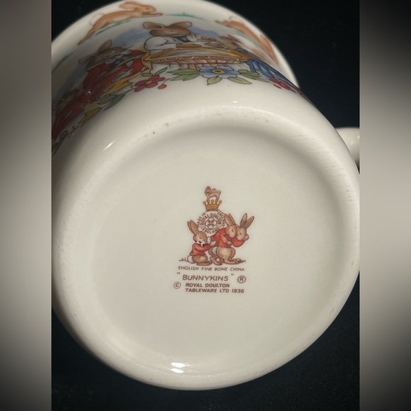 Royal Doulton Bunnykins Celebrate your Christening Set - Picture 8 of 12